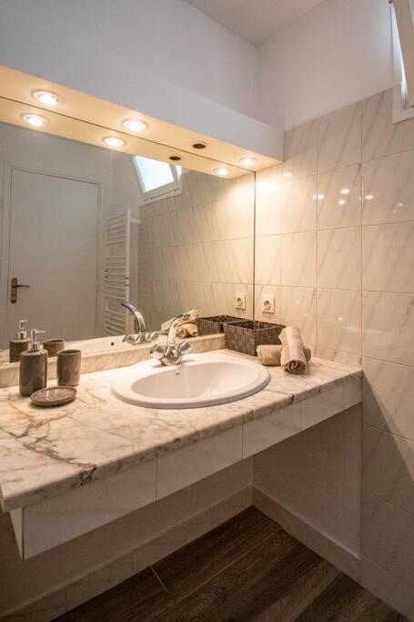 Les Quatre Loges N°1 Apartamento Aix-en-Provence Exterior foto